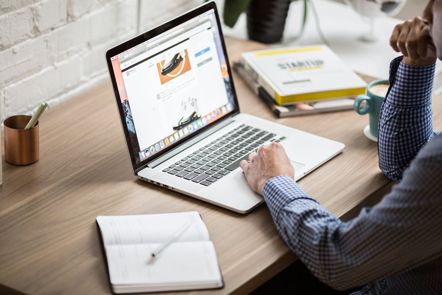 Best AI Text to Speech for Your LMS: A Buyer's Guide for Canvas, Moodle, Brightspace, and More